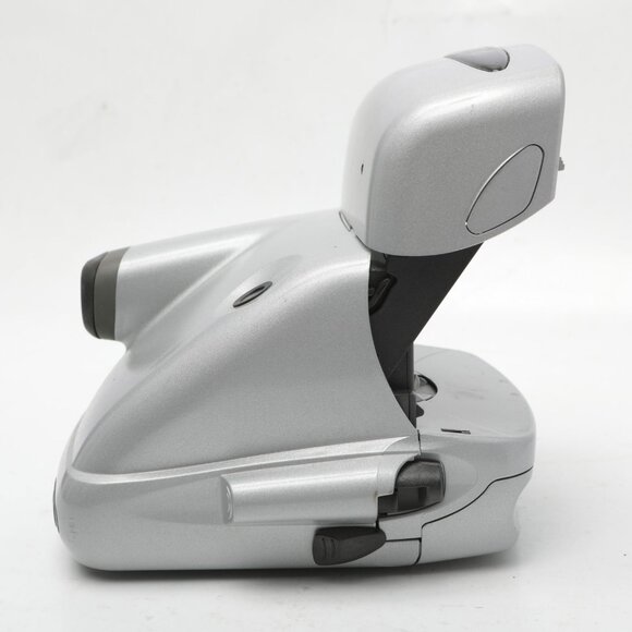 Vintage Polaroid P600 Instant Film Camera | Retro Party  Silver Old School - Picture 8 of 11